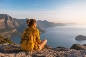 Vacances célibataires : les meilleures idées de séjours pour voyager seul